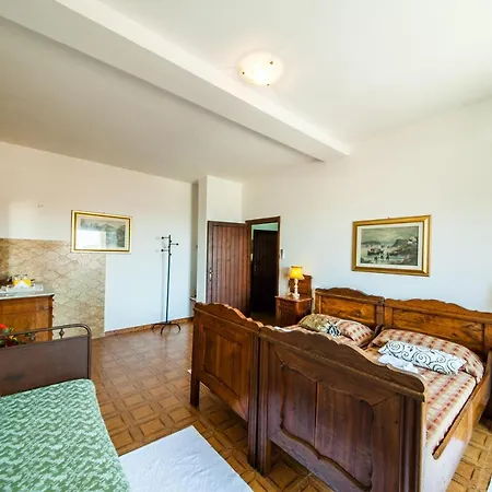 La Casa Di Mannazzotta Bed & Breakfast *