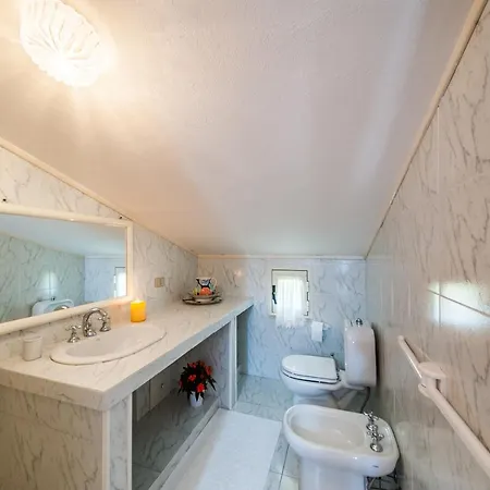 La Casa Di Mannazzotta Bed & Breakfast
